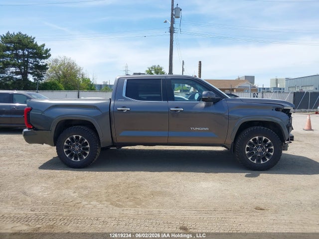 Продажа на аукционе авто 2023 Toyota Tundra Limited, vin: 5TFJA5DB8PX096830, номер лота: 12619234