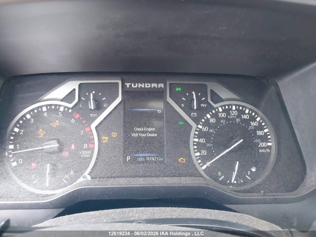Продажа на аукционе авто 2023 Toyota Tundra Limited, vin: 5TFJA5DB8PX096830, номер лота: 12619234