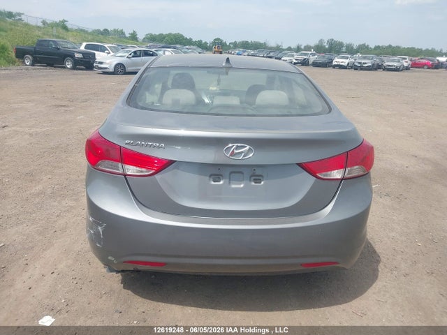 2013 Hyundai Elantra Gl მანქანა იყიდება აუქციონზე, vin: 5NPDH4AE7DH315687, აუქციონის ნომერი: 12619248