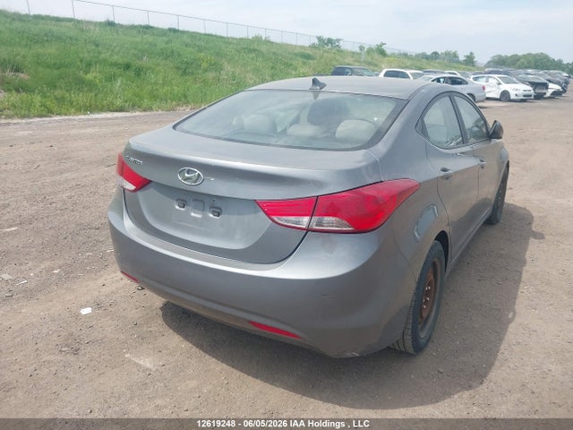 2013 Hyundai Elantra Gl მანქანა იყიდება აუქციონზე, vin: 5NPDH4AE7DH315687, აუქციონის ნომერი: 12619248