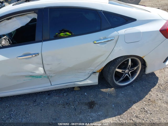 2016 Honda Civic Touring მანქანა იყიდება აუქციონზე, vin: 2HGFC1F93GH104762, აუქციონის ნომერი: 12619252