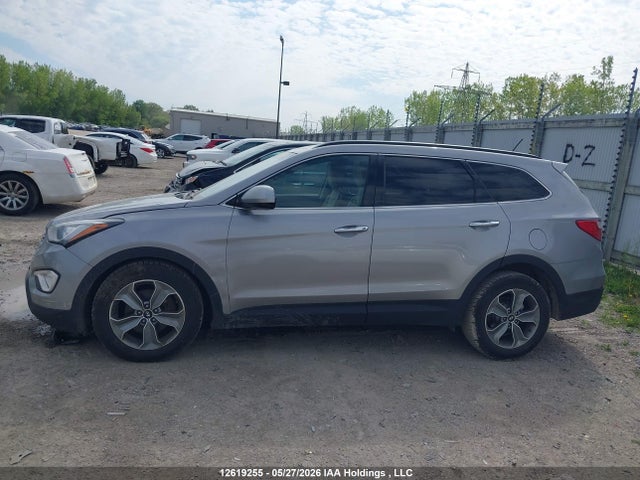 Продажа на аукционе авто 2016 Hyundai Santa Fe Xl, vin: KM8SM4HF0GU146667, номер лота: 12619255