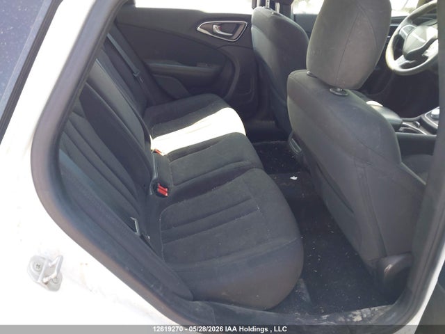 Chrysler 200 LX 2016 1C3CCCFB8GN122749 Image 8