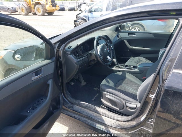 2019 Hyundai Sonata Se მანქანა იყიდება აუქციონზე, vin: 5NPE24AF8KH737639, აუქციონის ნომერი: 12619293