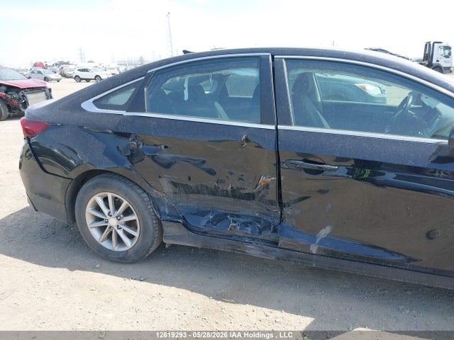 2019 Hyundai Sonata Se მანქანა იყიდება აუქციონზე, vin: 5NPE24AF8KH737639, აუქციონის ნომერი: 12619293