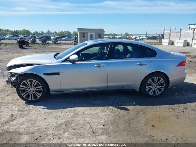 Jaguar Xf S 2017 SAJBM4BV9HCY35023 Image 15