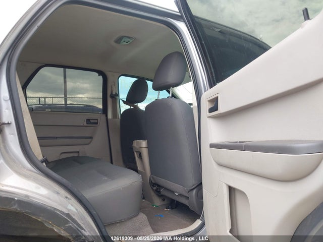 2008 Ford Escape Xls მანქანა იყიდება აუქციონზე, vin: 1FMCU02Z28KD82590, აუქციონის ნომერი: 12619309