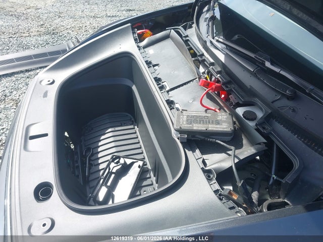 XP7YGDET2TB815457 Tesla Model Y