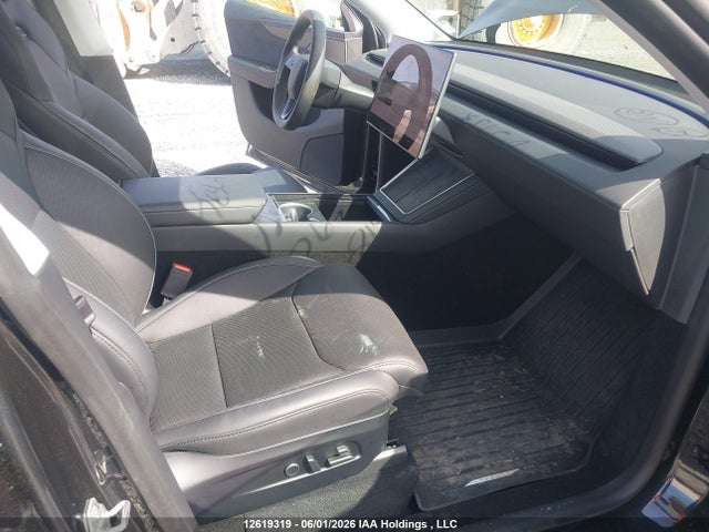 XP7YGDET2TB815457 Tesla Model Y