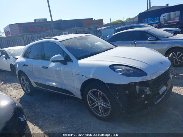 Porsche Macan 2021 WP1AA2A53MLB16299 Image 13