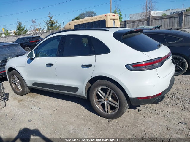 Porsche Macan 2021 WP1AA2A53MLB16299 Image 14