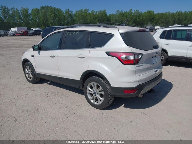 Продажа на аукционе авто 2018 Ford Escape, vin: 1FMCU9HD8JUB57360, номер лота: 12619414
