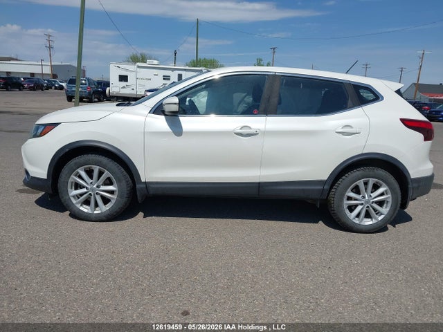 12619459 :رقم المزاد ، JN1BJ1CR4HW108364 vin ، 2017 Nissan Qashqai S/sl/sv مزاد بيع