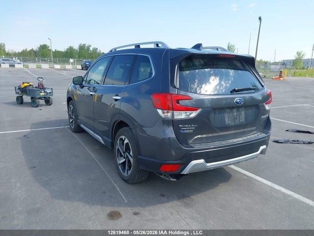 Subaru Forester Touring 2023 JF2SKERC0PH449818 Image 3