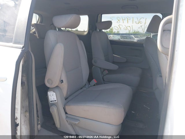 KNDMA5C10G6106701 KIA Sedona L