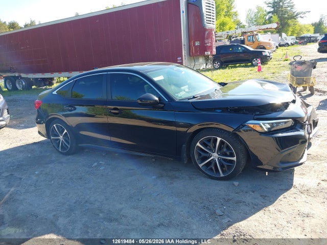 2HGFE1F94NH003611 Honda Civic Touring