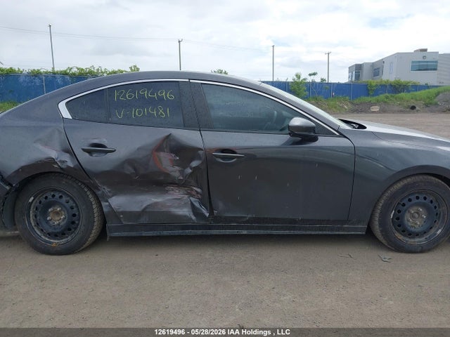 Продажа на аукционе авто 2019 Mazda Mazda3, vin: 3MZBPADM2KM101481, номер лота: 12619496