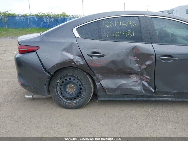 Продажа на аукционе авто 2019 Mazda Mazda3, vin: 3MZBPADM2KM101481, номер лота: 12619496
