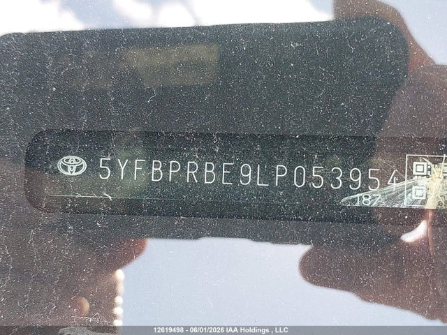 5YFBPRBE9LP053954 Toyota COROLLA LE