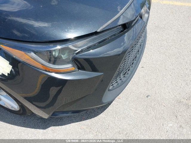 5YFBPRBE9LP053954 Toyota COROLLA LE