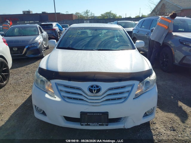 12619519 :رقم المزاد ، 4T1BF3EK7BU602050 vin ، 2011 Toyota Camry Se/le/xle مزاد بيع