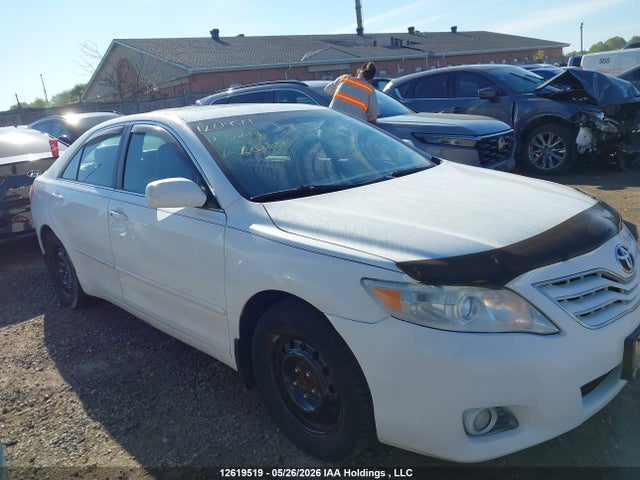 12619519 :رقم المزاد ، 4T1BF3EK7BU602050 vin ، 2011 Toyota Camry Se/le/xle مزاد بيع