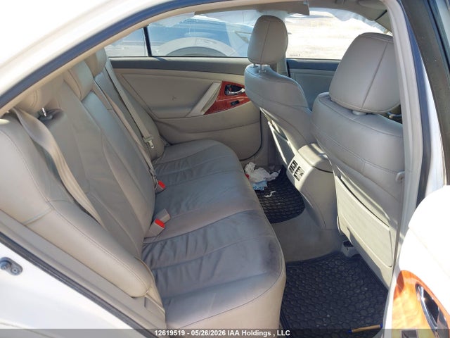 12619519 :رقم المزاد ، 4T1BF3EK7BU602050 vin ، 2011 Toyota Camry Se/le/xle مزاد بيع