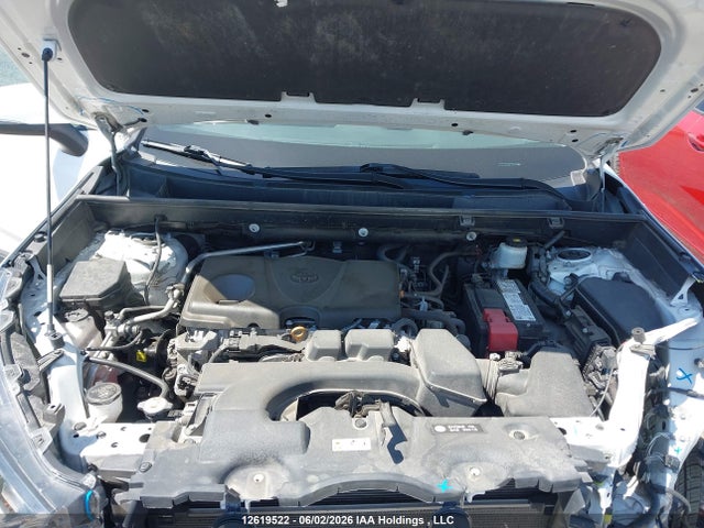 2T3Z1RFV8NC200768 Toyota RAV4 LE