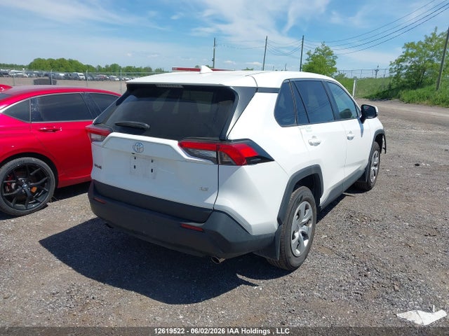 2T3Z1RFV8NC200768 Toyota RAV4 LE