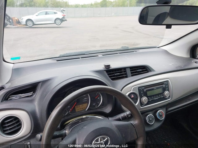 12619540 :رقم المزاد ، JTDJTUD31CD502987 vin ، 2012 Toyota Yaris مزاد بيع