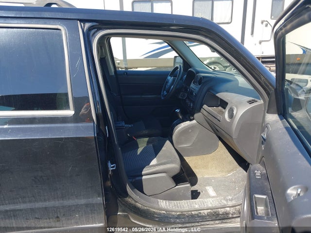 2014 Jeep Patriot Sport/north მანქანა იყიდება აუქციონზე, vin: 1C4NJRAB3ED563700, აუქციონის ნომერი: 12619542