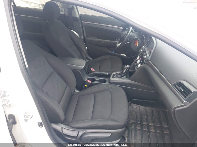 Продажа на аукционе авто 2019 Hyundai Elantra Preferred, vin: KMHD84LF0KU837808, номер лота: 12619555