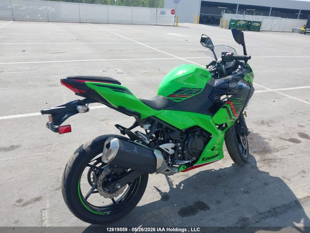 12619559 :رقم المزاد ، JKAEXKG12PDAP4418 vin ، 2023 Kawasaki Ex400 مزاد بيع
