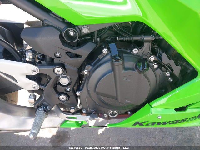 12619559 :رقم المزاد ، JKAEXKG12PDAP4418 vin ، 2023 Kawasaki Ex400 مزاد بيع