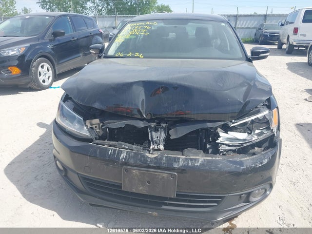 12619576 :رقم المزاد ، 3VWDK7AJ4DM351022 vin ، 2013 Volkswagen Jetta Se مزاد بيع