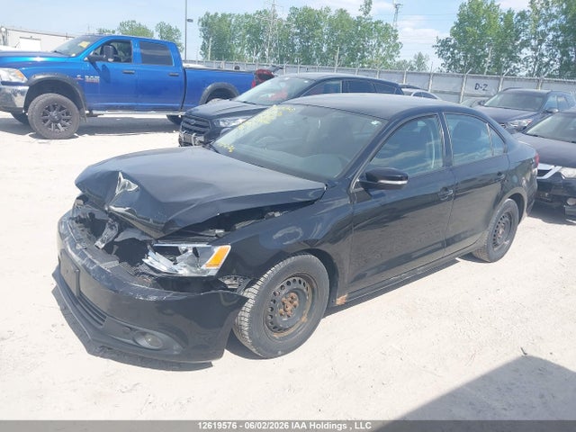 12619576 :رقم المزاد ، 3VWDK7AJ4DM351022 vin ، 2013 Volkswagen Jetta Se مزاد بيع