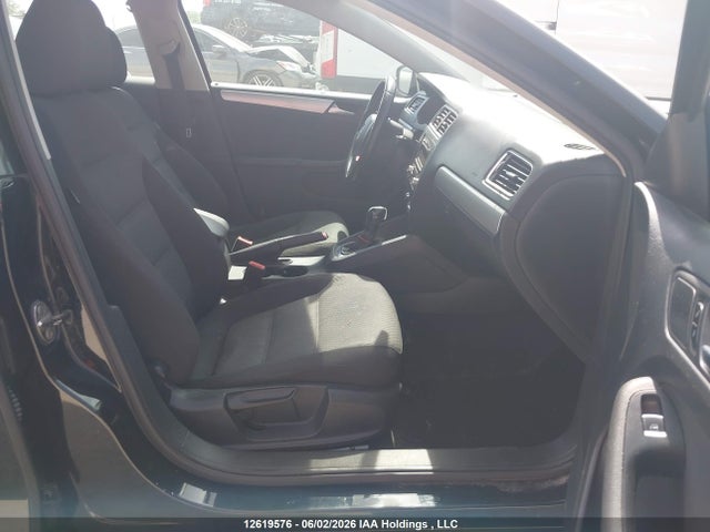12619576 :رقم المزاد ، 3VWDK7AJ4DM351022 vin ، 2013 Volkswagen Jetta Se مزاد بيع