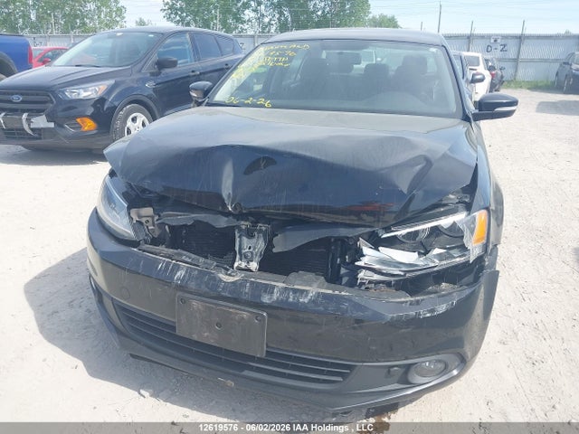 12619576 :رقم المزاد ، 3VWDK7AJ4DM351022 vin ، 2013 Volkswagen Jetta Se مزاد بيع