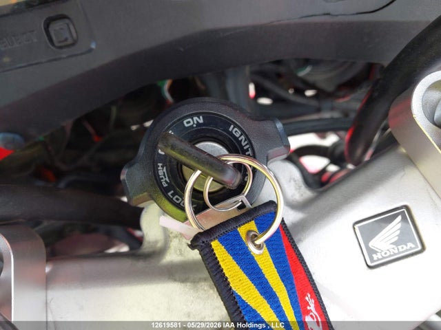 Aukcja sprzedaży 2003 Honda Vfr800 Fi, vin: JH2RC46213M500137, numer aukcji: 12619581