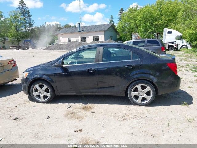 Chevrolet Sonic Lt Auto 2015 1G1JC5SH7F4190692 Image 14