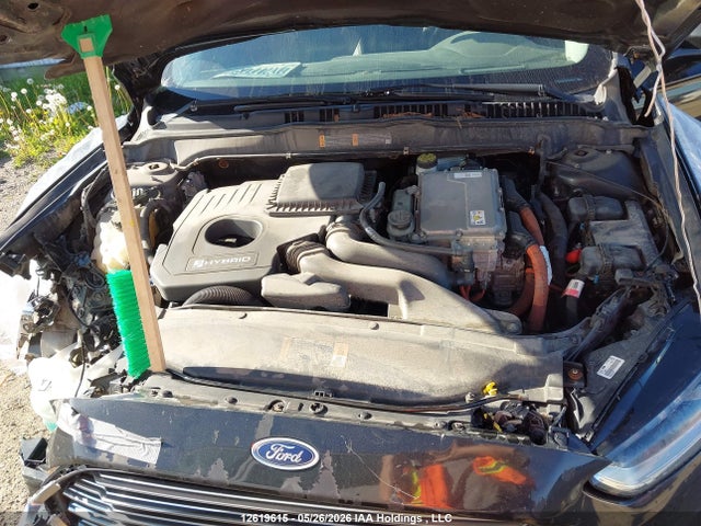 3FA6P0RU4ER273807 Ford Fusion Hybrid Titanium