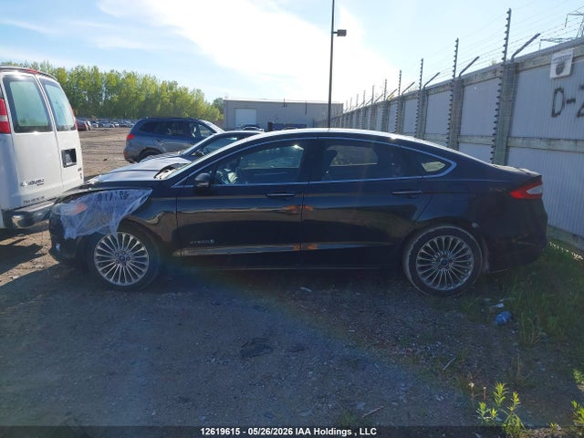 3FA6P0RU4ER273807 Ford Fusion Hybrid Titanium