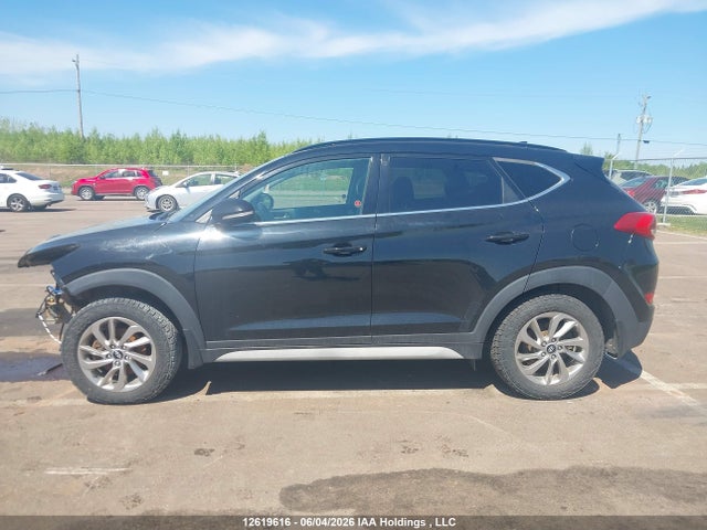 12619616 :رقم المزاد ، KM8J3CA42HU541856 vin ، 2017 Hyundai Tucson Luxury مزاد بيع