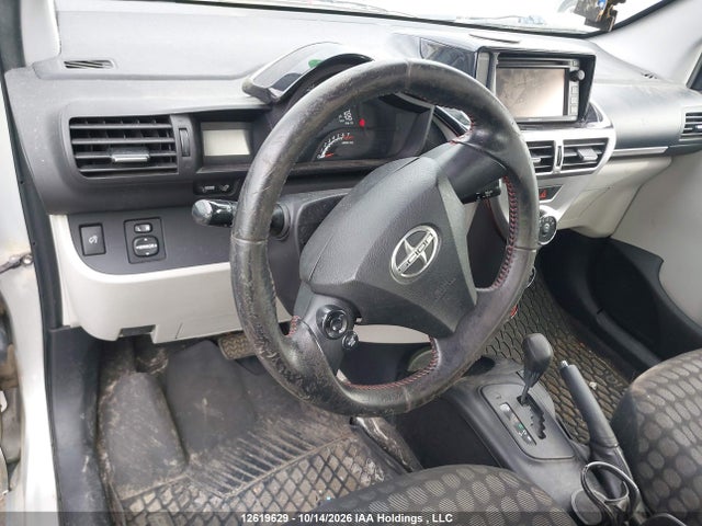 Scion IQ 2014 JTNJJXB08EJ026883 Image 18