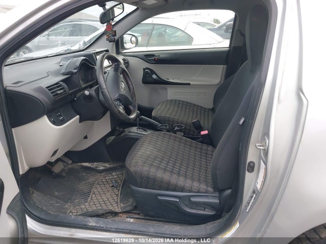 Scion IQ 2014 JTNJJXB08EJ026883 Image 19
