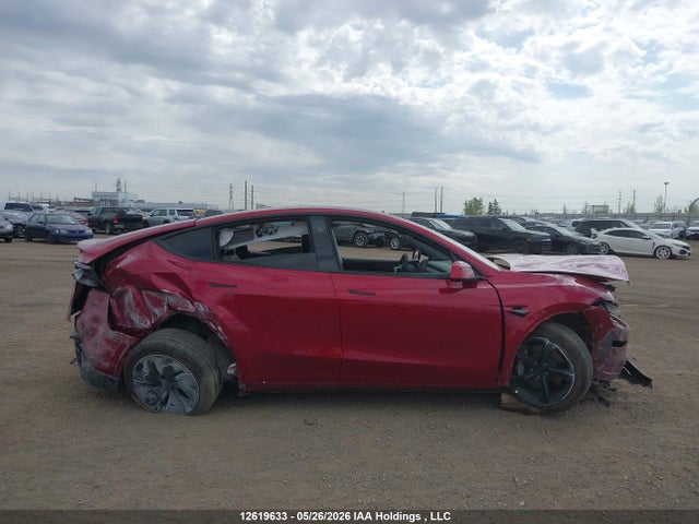 2026 Tesla Model Y მანქანა იყიდება აუქციონზე, vin: XP7YGDEE2TB801947, აუქციონის ნომერი: 12619633