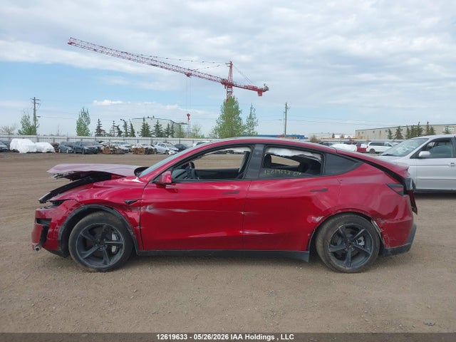 2026 Tesla Model Y მანქანა იყიდება აუქციონზე, vin: XP7YGDEE2TB801947, აუქციონის ნომერი: 12619633