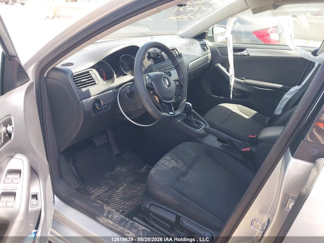 12619639 :رقم المزاد ، 3VW2K7AJ3FM247471 vin ، 2015 Volkswagen Jetta 2.0l Trendline/2.0l Trendline+ مزاد بيع