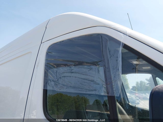 W1Y4NBVY4RP682605 Mercedes-Benz Sprinter 2500
