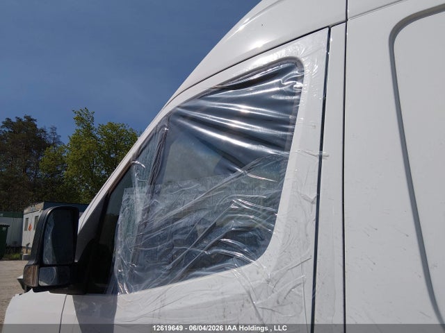 12619649 :رقم المزاد ، W1Y4NBVY4RP682605 vin ، 2024 Mercedes-benz Sprinter 2500 مزاد بيع